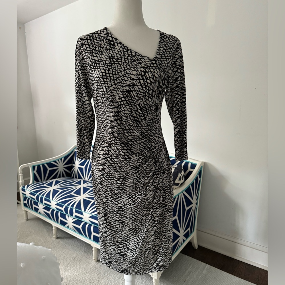 Black and white print Lafayette 148 dress size 10